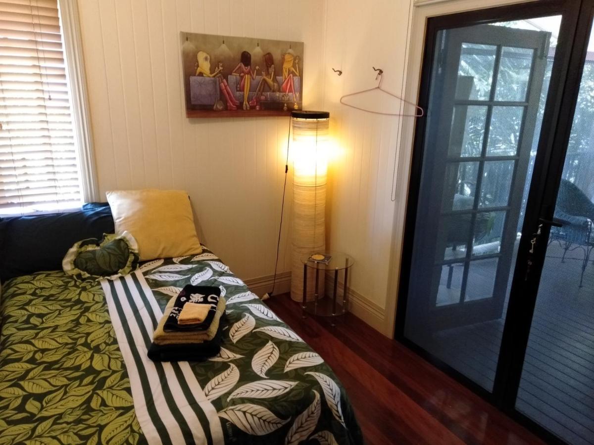 Homestay At Julie'S Кернс Екстериор снимка