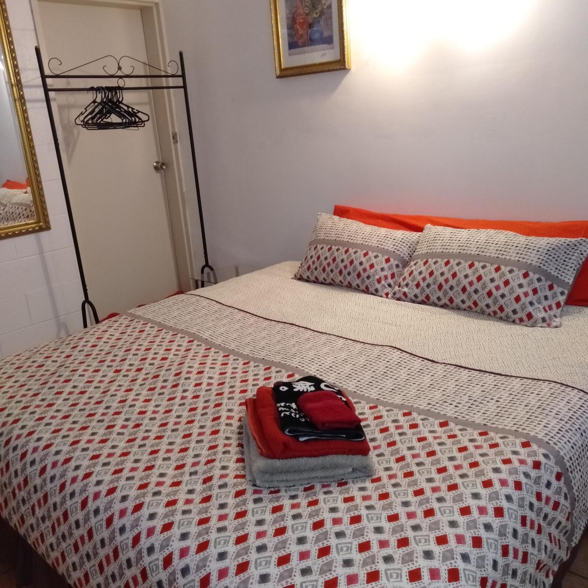 Homestay At Julie'S Кернс Екстериор снимка