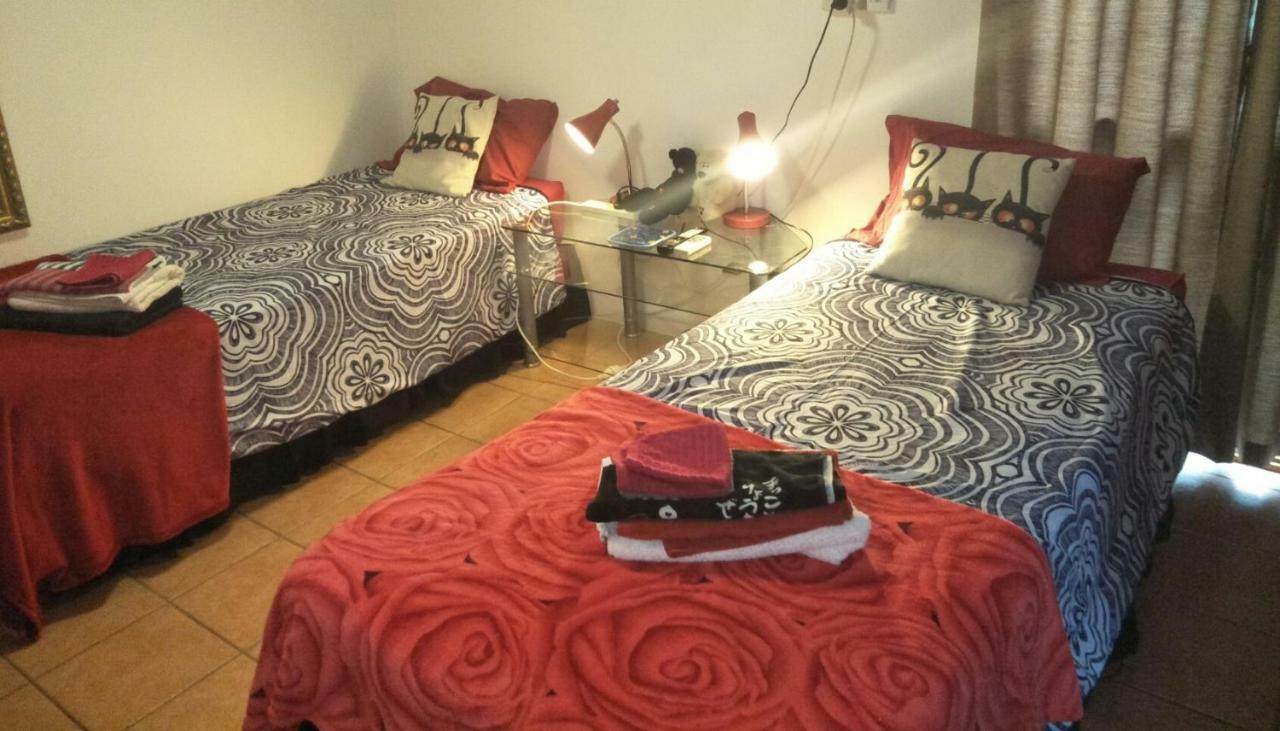Homestay At Julie'S Кернс Екстериор снимка