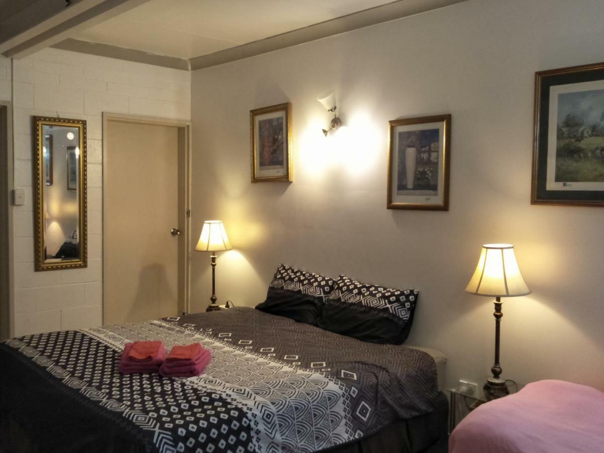 Homestay At Julie'S Кернс Екстериор снимка